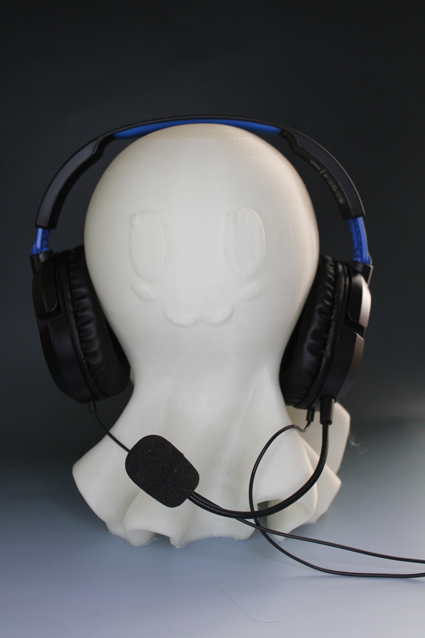 Ghost Headset Holder