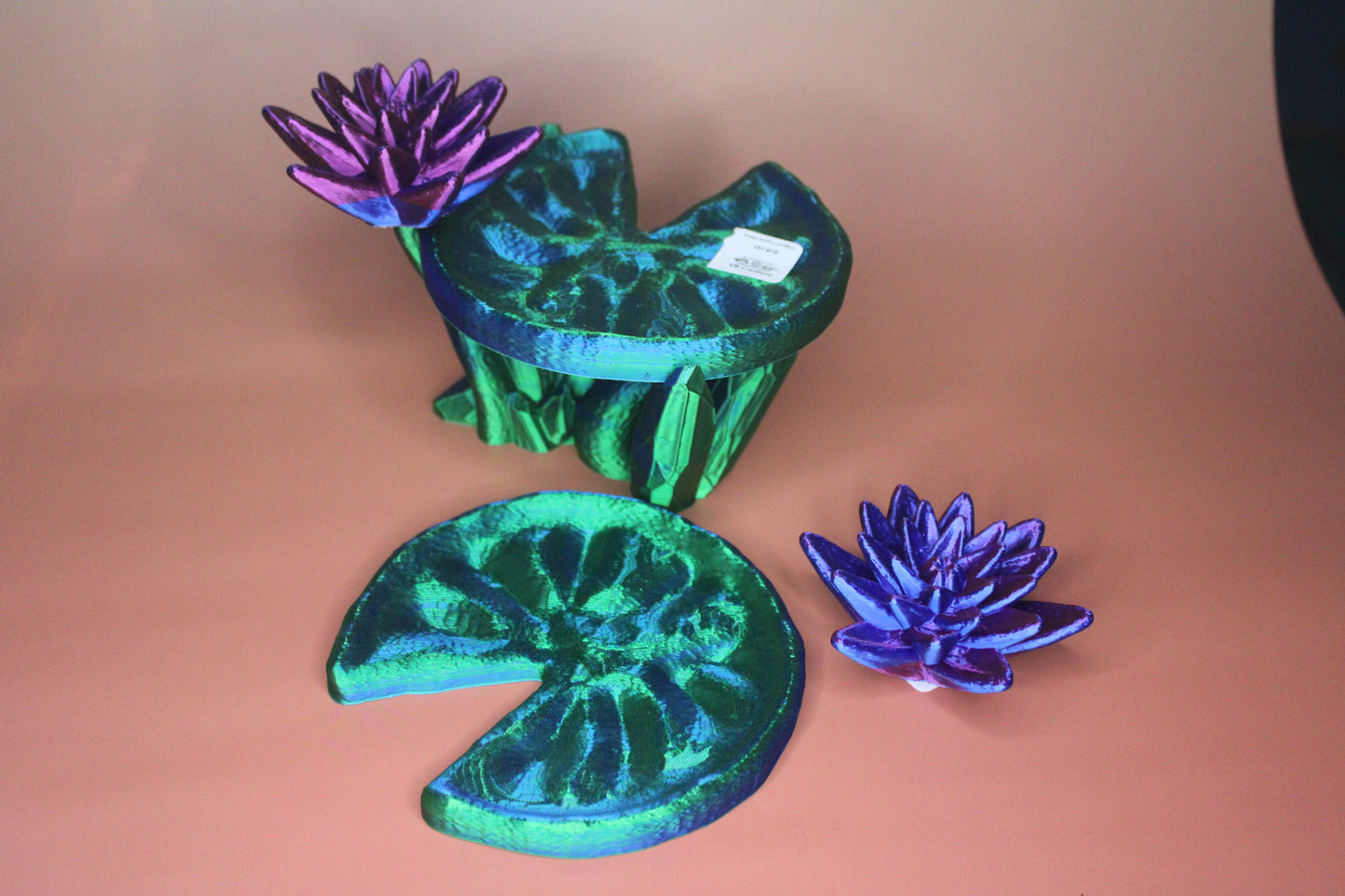 Lilypad Crystal Stand