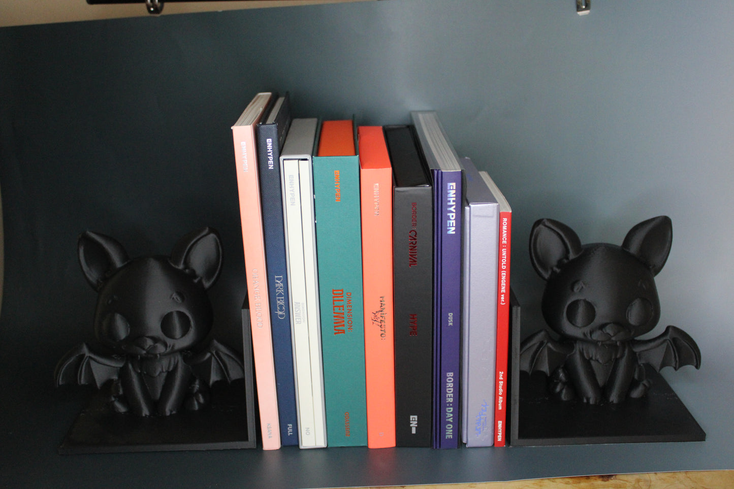 Vampire Bat Bookend
