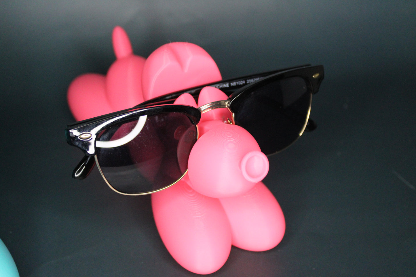 Laying Balloon Dog Eye Glass Holder