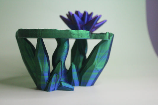 Lilypad Crystal Stand